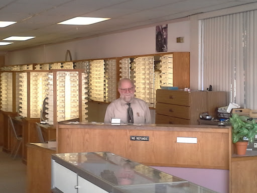 Eye Care Center «Southmore Optical», reviews and photos, 714 Southmore Ave, Pasadena, TX 77502, USA