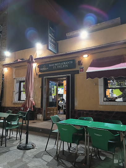 Bar Restaurante El Delfin - C. Torrepino, 4, 30710 Los Alcázares, Murcia, Spain