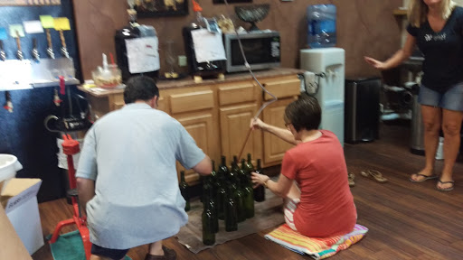 Wine Store «Bootleggers Beer & Wine Homebrewing Supplies», reviews and photos, 650 Oakfield Dr, Brandon, FL 33511, USA