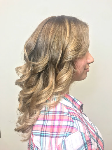 Hair Salon «Beauty Bar Salon & Spa», reviews and photos, 12950 E Colonial Dr, Orlando, FL 32826, USA