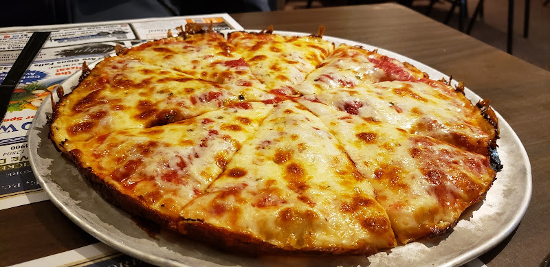 #5 best pizza place in Glens Falls - Talk of the Town