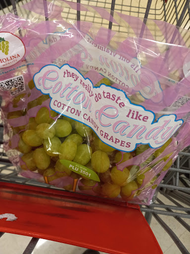 Supermarket «Elyria Apples», reviews and photos, 230 N Abbe Rd, Elyria, OH 44035, USA