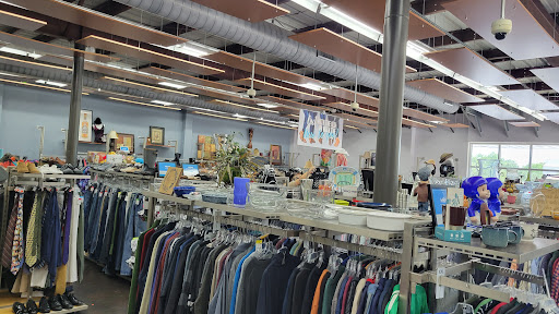 Thrift Store «Goodwill Central Texas - Chimney Corners Boutique», reviews and photos