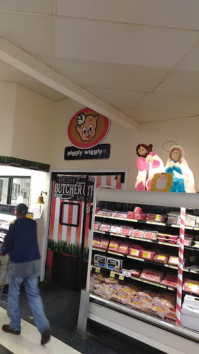Grocery Store «Piggly Wiggly», reviews and photos, 418 W Thomas St, Rocky Mount, NC 27804, USA