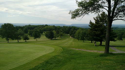 Golf Course «Apple Mountain Golf & CC», reviews and photos, 369 Hazen Oxford Rd, Belvidere, NJ 07823, USA