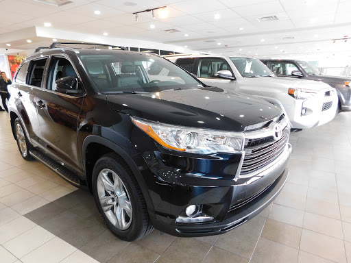 Used Car Dealer «FOX Toyota of El Paso», reviews and photos, 11165 Gateway Blvd W, El Paso, TX 79935, USA