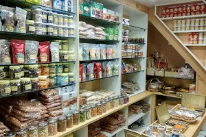 Health Hutt - Dry Fruits, Fruits and Gift shop image