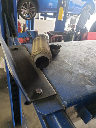 Muffler Shop «A A Auto & Muffler», reviews and photos, 4691 Huntington Dr N, Los Angeles, CA 90032, USA