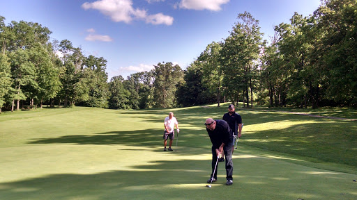 Public Golf Course «Beech Creek Golf Course», reviews and photos, 1831 Hudepohl Ln, Cincinnati, OH 45231, USA