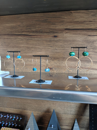 Tattoo Shop «Hopeless Ink Tattoo & Piercing», reviews and photos, 2308 Main St, Vancouver, WA 98660, USA