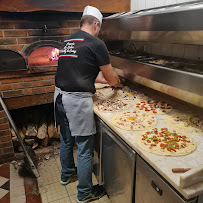 Les plus récentes photos du Pizzeria La Salsa + distributeur de pizzas 24h/24, 7j/7 à Mailly-le-Camp - n°2