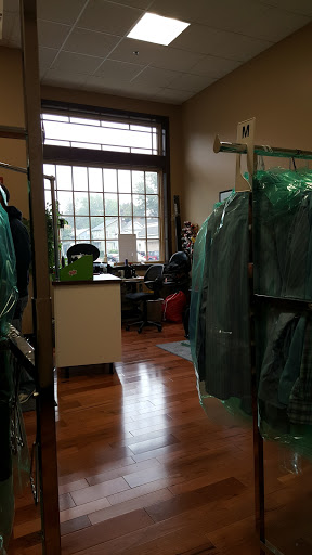 Dry Cleaner «Mill Pond Cleaners (Monroe & Goshen)», reviews and photos, 46 Millpond Pkwy, Monroe, NY 10950, USA