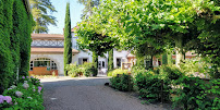 Extérieur du Restaurant Hostellerie Bourguignonne à Verdun-sur-le-Doubs - n°6