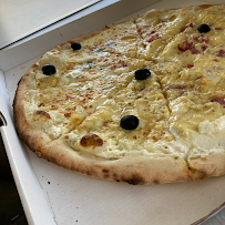 Photos du propriétaire du Pizzeria Pizza chez olive à Saint martin de valguagues - n°3