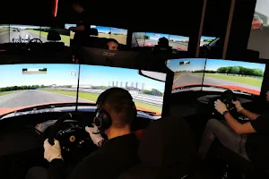 Virtual Racing Club - symulator wyścigowy, symulator samochodowy, symulator rajdowy, symulator F1 image