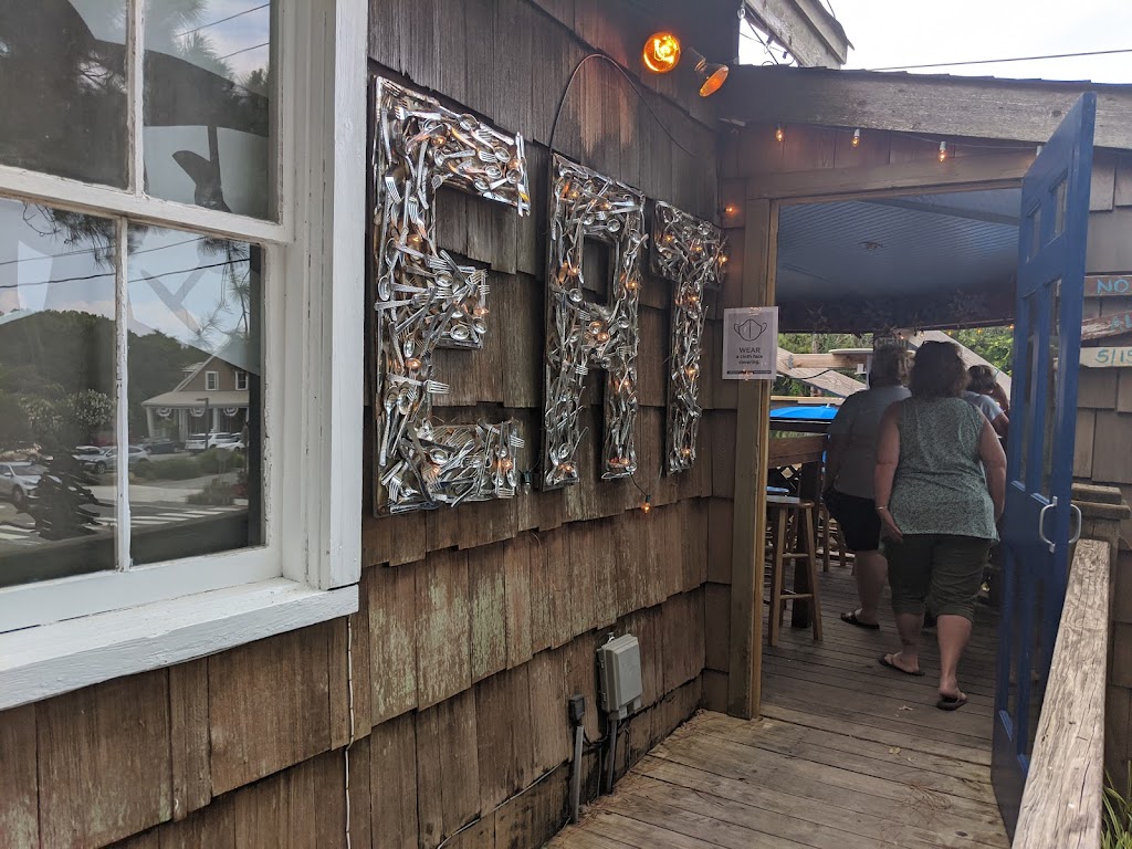 Roadside Bar & Grill 27949