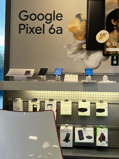 Cell Phone Store «AT&T», reviews and photos, 4900 McKnight Rd, Pittsburgh, PA 15237, USA