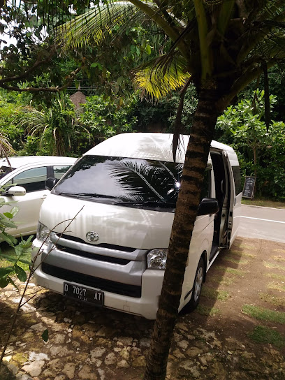 Sewa Mobil Supir Bandung - KANGSAN Tour&Travel