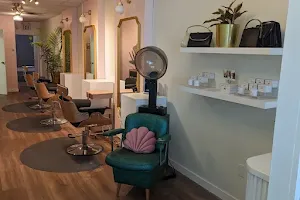 Moxie Eco-Salon & Boutique image