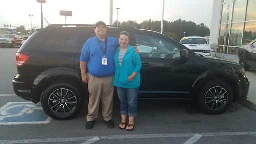 Dodge Dealer «East Tennessee Dodge Chrysler Jeep», reviews and photos, 2774 N Main St, Crossville, TN 38555, USA