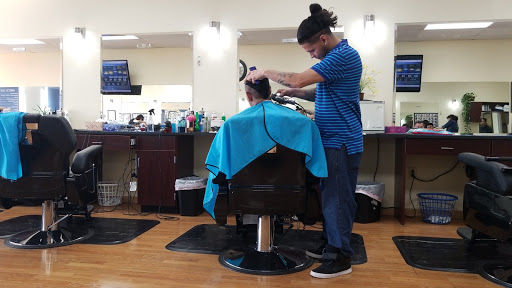 Barber Shop «Blue Chip Barber Shop», reviews and photos, 10782 Sudley Manor Dr, Manassas, VA 20109, USA