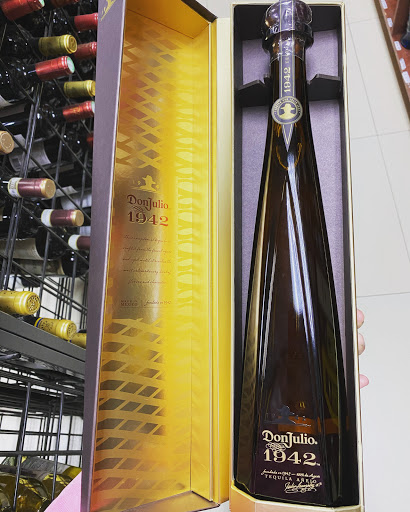 Liquor Store «Ricky Liquor Store», reviews and photos, 7818 Woodside Ave, Elmhurst, NY 11373, USA