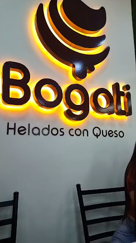Bogati Solanda Gran Akí - Quito