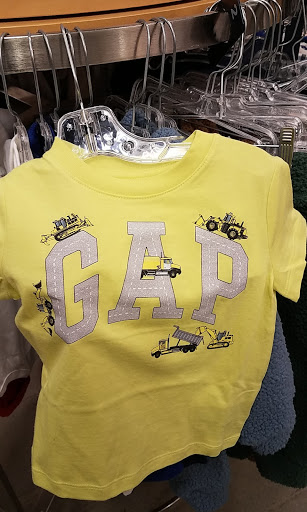 Clothing Store «Gap Outlet», reviews and photos, 18 West Lightcap Rd, Pottstown, PA 19464, USA