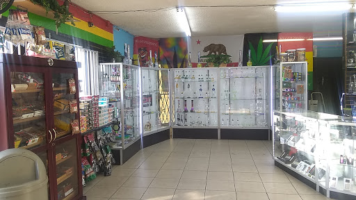 Tobacco Shop «Smokeyz Smoke Shop», reviews and photos, 410 Euclid St #7, Anaheim, CA 92802, USA