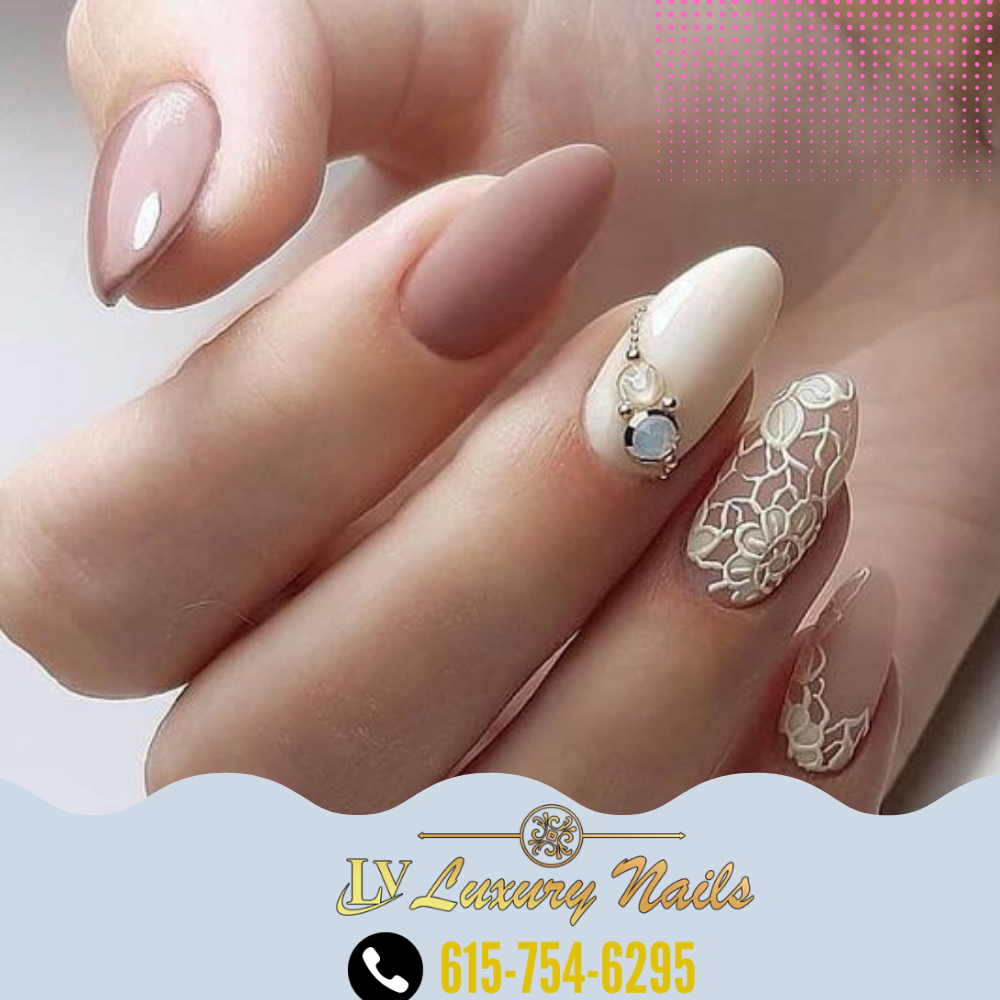 LV Luxury Nails 37122