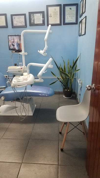 Clínica de Odontología Ortodoncia y Laboratorio Dental