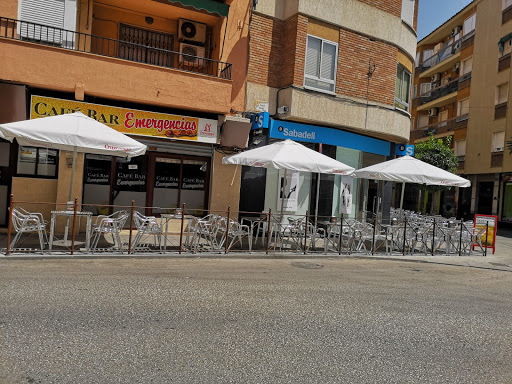Información y opiniones sobre cafe bar EMERGENCIAS de Andújar