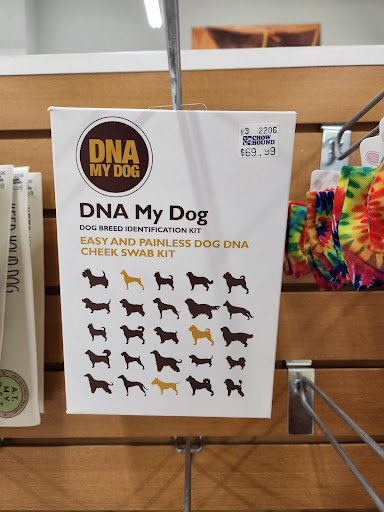 Pet Supply Store «Chow Hound Pet Supplies», reviews and photos, 660 Chicago Dr, Holland, MI 49423, USA