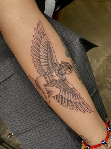 Explore flower finger tattoo ideas, creative tattoo ideas in Duncanville, available at Studio Fourteen Tattoos