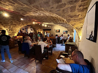 Atmosphère du Restaurant Au Jeu de Paume à Millau - n°2
