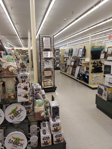 Craft Store «Hobby Lobby», reviews and photos, 910 Great E Plaza, Niles, OH 44446, USA