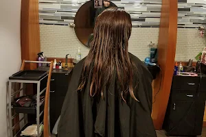 Medusa Hair Salon image