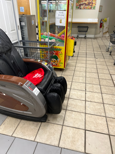 Laundromat «Laundry Depot of Ewing», reviews and photos, 1980 N Olden Ave, Ewing Township, NJ 08638, USA