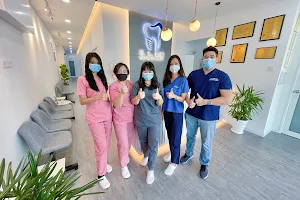 Klinik Pergigian E.L.Lim Dental Surgery Sri Petaling | Tooth Implant & Aesthetic Dentistry image