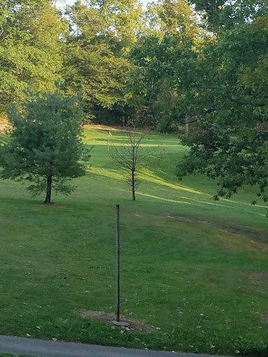 Public Golf Course «St Denis Golf Club & Party Center», reviews and photos, 10660 Chardon Rd, Chardon, OH 44024, USA