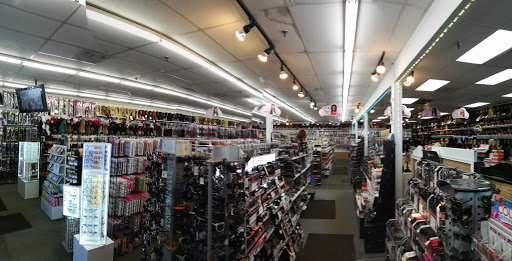 Cosmetics Store «J-Beauty Mart», reviews and photos, 2705 Grand Ave, Waukegan, IL 60085, USA