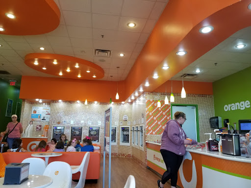 Frozen Yogurt Shop «Orange Leaf Frozen Yogurt», reviews and photos, 21501 21 Mile Rd, Macomb, MI 48044, USA