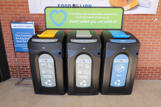 Grocery Store «Food Lion», reviews and photos, 558 W Main St, Stanley, VA 22851, USA