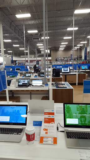 Electronics Store «Best Buy», reviews and photos, 237 Crossroads Blvd, Cary, NC 27518, USA
