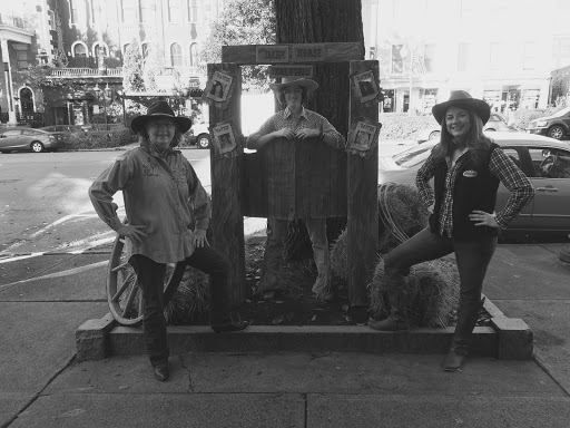 Gift Shop «Impressions of Saratoga», reviews and photos, 368 Broadway, Saratoga Springs, NY 12866, USA