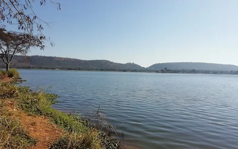 Lake Chivero image