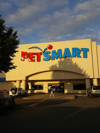 Pet Supply Store «PetSmart», reviews and photos, 9450 SE 82nd Ave, Portland, OR 97086, USA