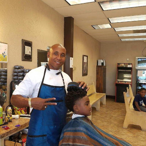 Barber Shop «LOL BARBER SHOP», reviews and photos, 9620 Lake June Rd, Dallas, TX 75217, USA