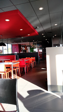 Atmosphère du Restaurant KFC Angoulême Champniers - n°17