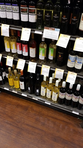 Wine Store «Total Wine & More», reviews and photos, 5050 Town Center Cir, Boca Raton, FL 33486, USA